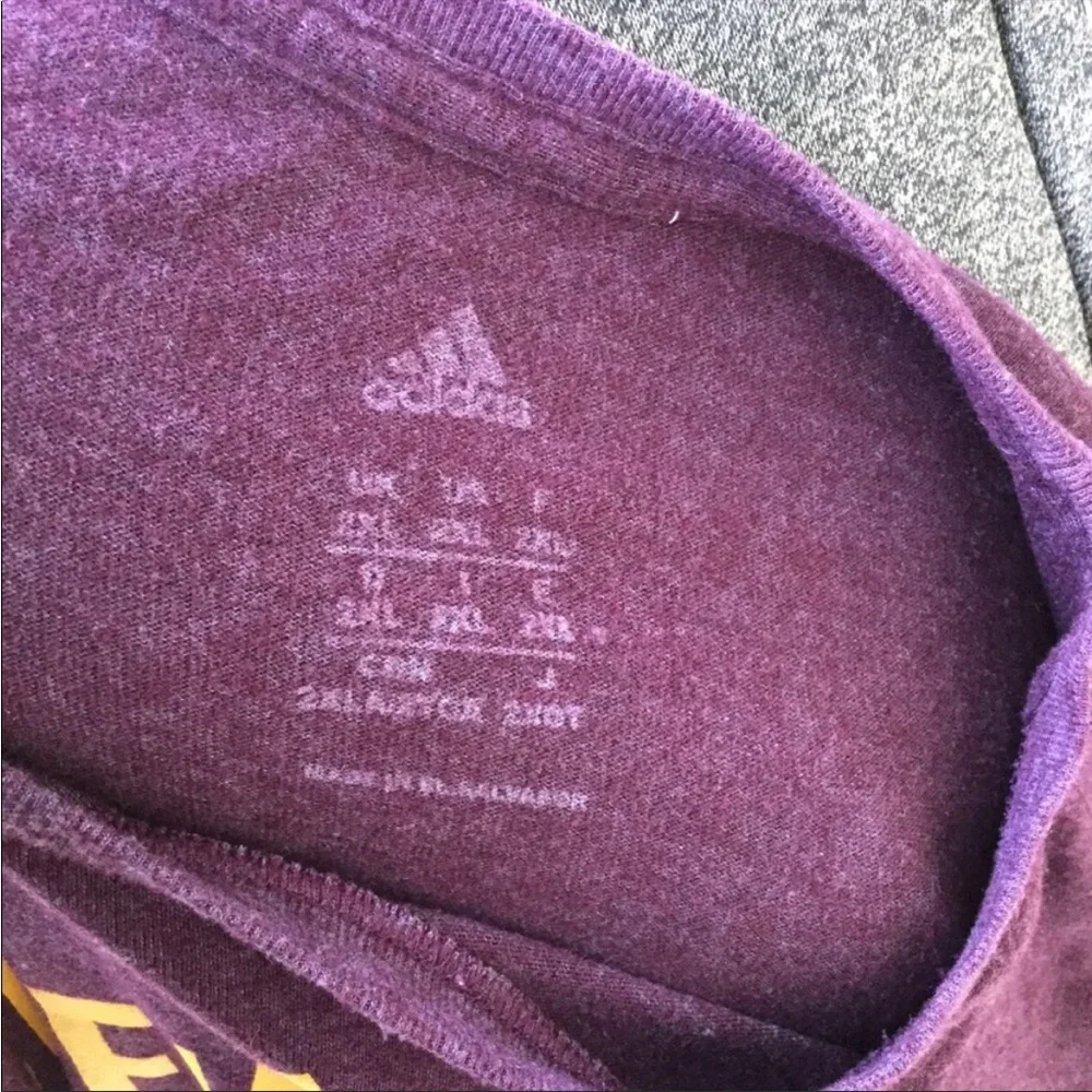 adidas Cleveland Cavaliers Tee Shirt - Picture 4 of 4